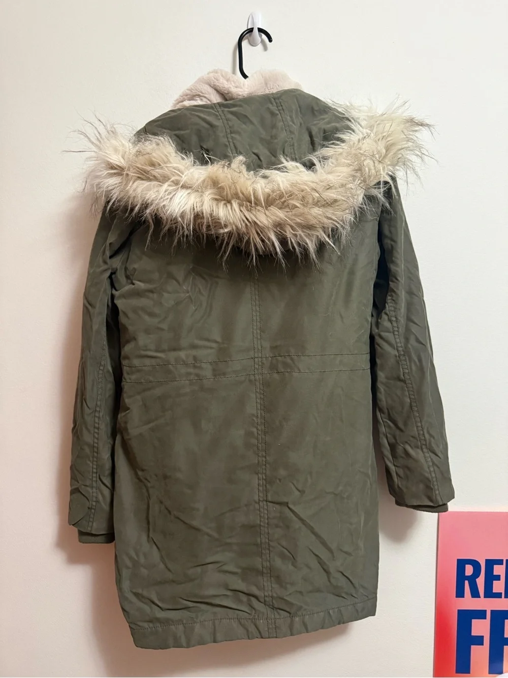 Abercrombie & Fitch Olive Green‎ Parka with Cream Faux-Fur Lining